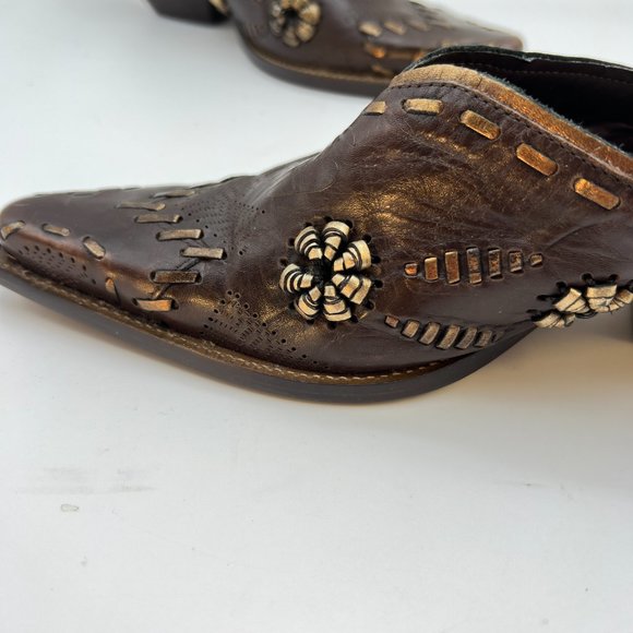 BCBGirls Western Style Mules Slip-on Square Toe Sz 7.5 Leather Upper and Sole - Picture 12 of 15